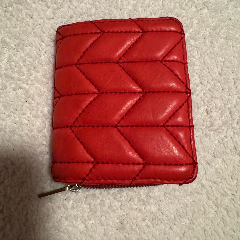 Fossil Red Quilted Women's Wallet